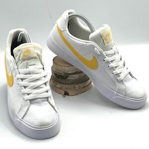 Nike Wmns Court Royale AC Canvas